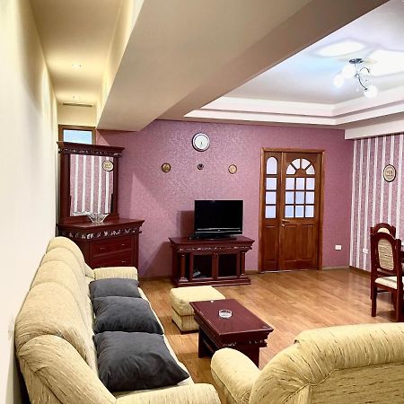 Apartments Emili Yerevan Exterior photo