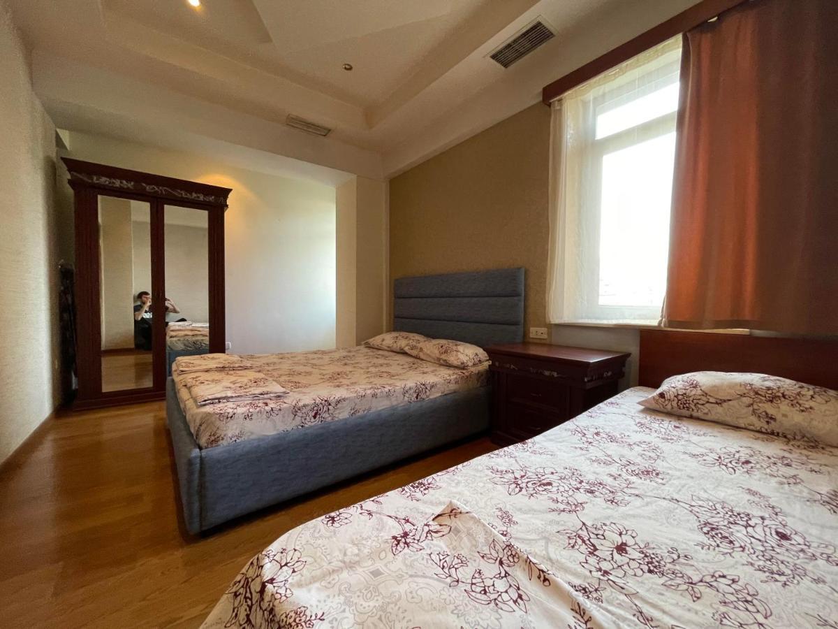 Apartments Emili Yerevan Exterior photo