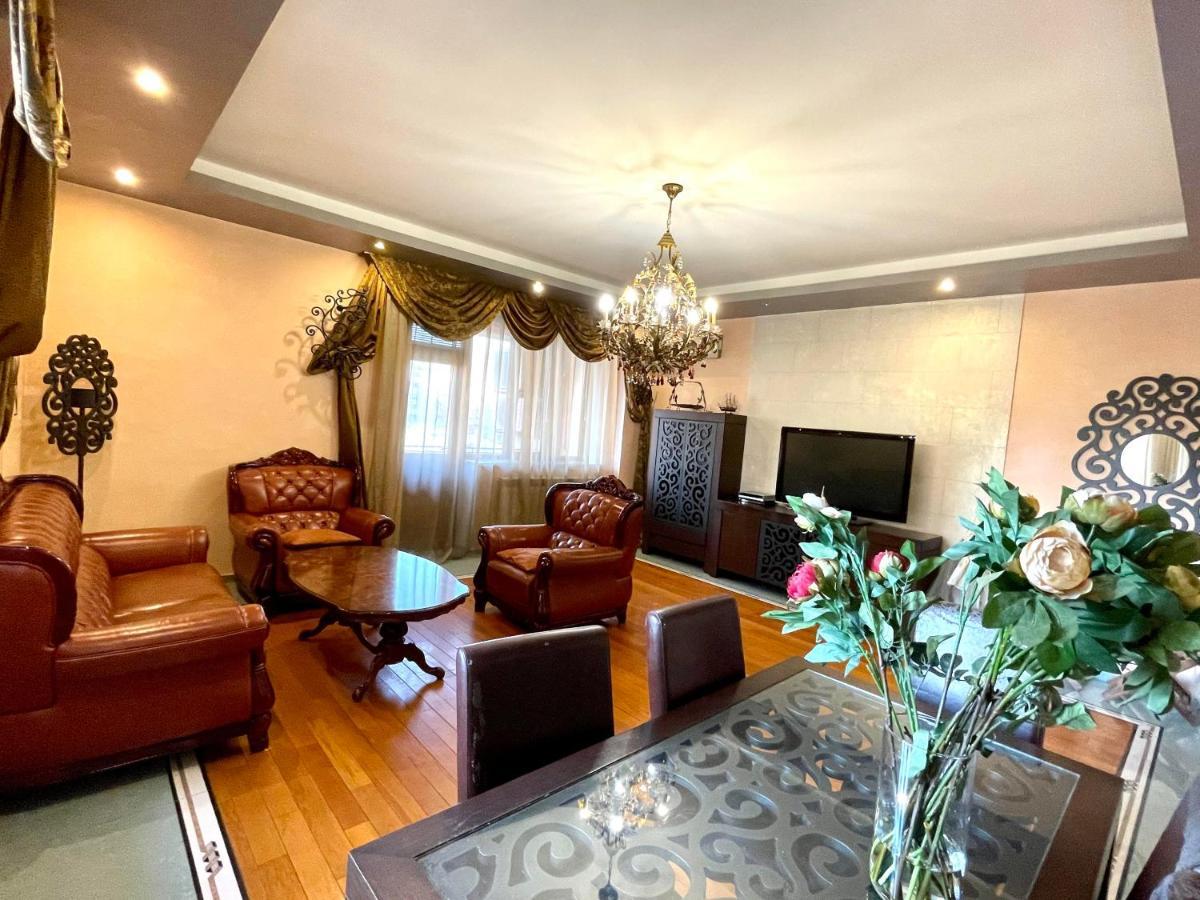Apartments Emili Yerevan Exterior photo