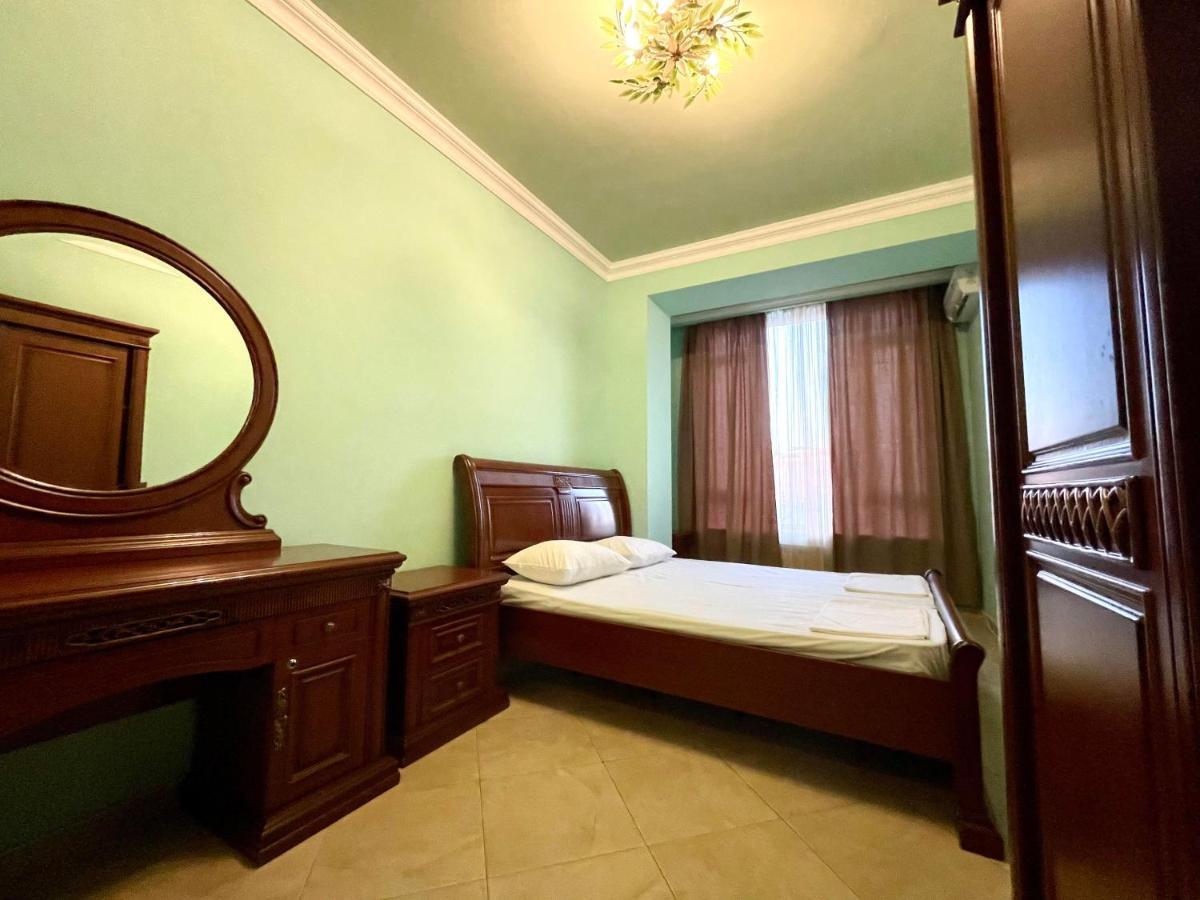 Apartments Emili Yerevan Exterior photo
