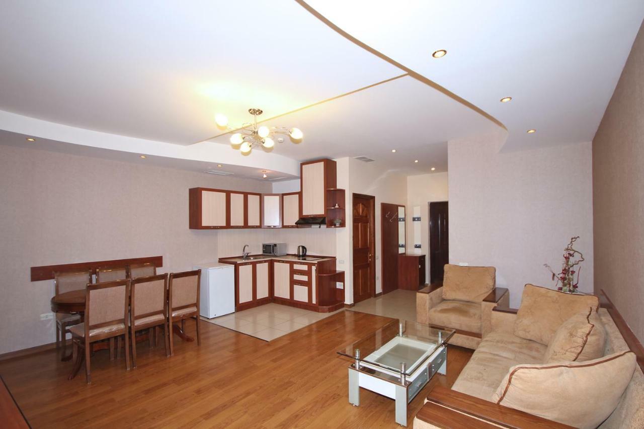 Apartments Emili Yerevan Exterior photo