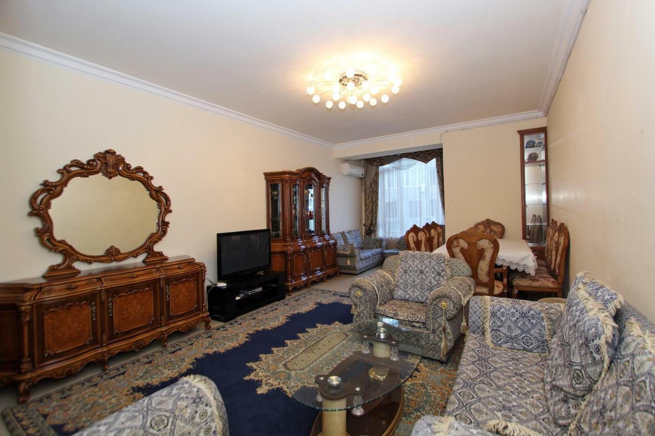 Apartments Emili Yerevan Exterior photo