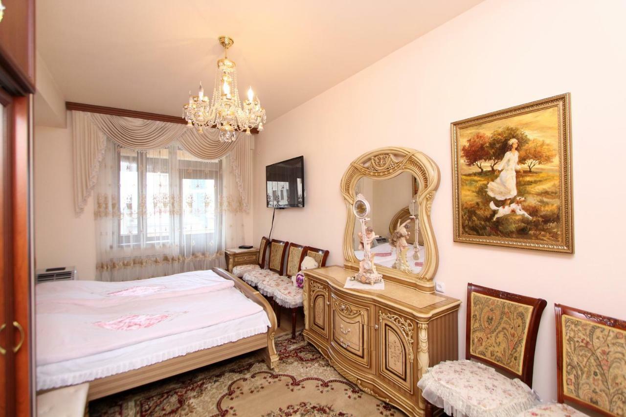 Apartments Emili Yerevan Exterior photo